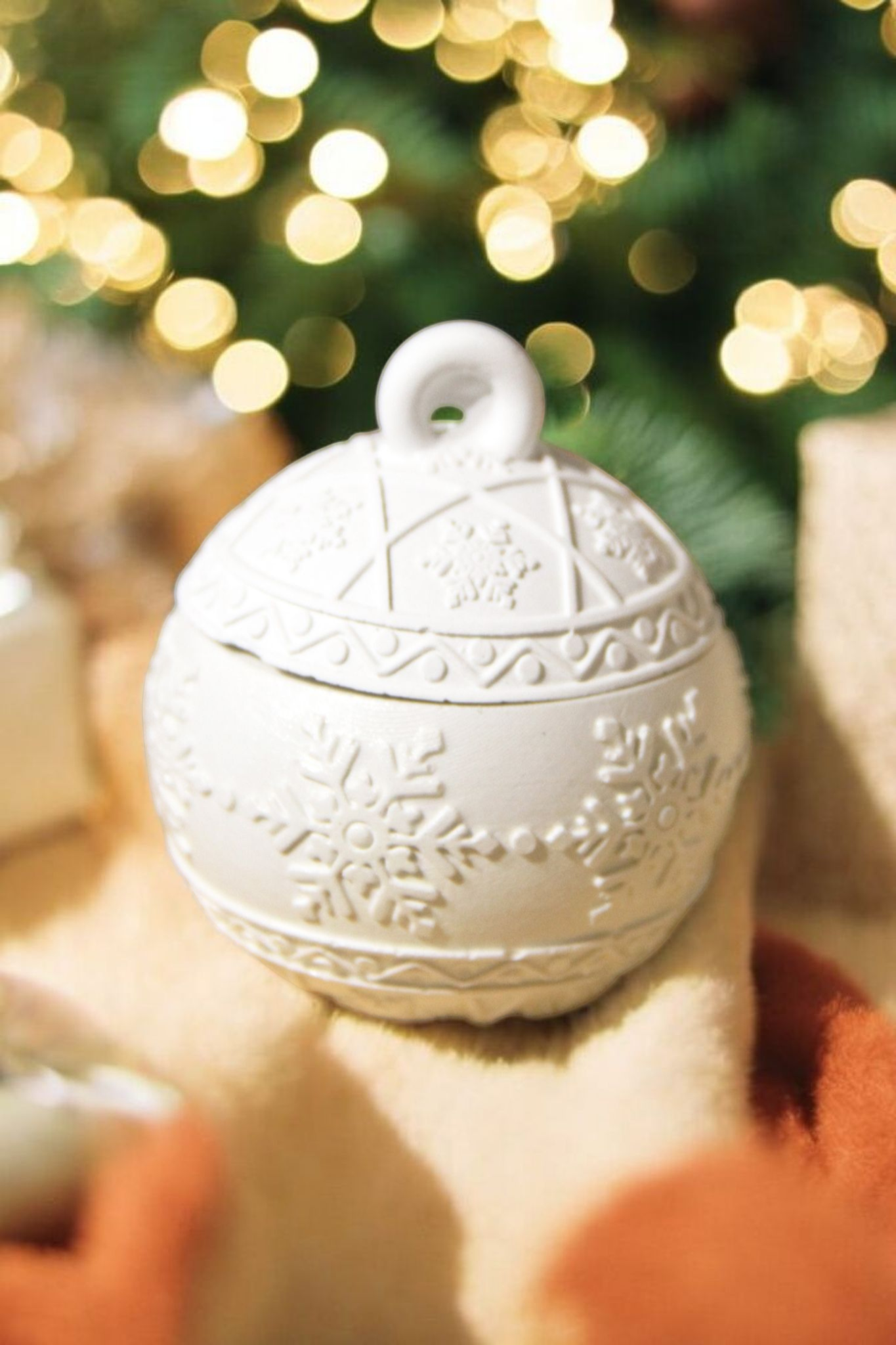 Christmas Ball Melomakarono Candle 40g | Handmade Soy Wax