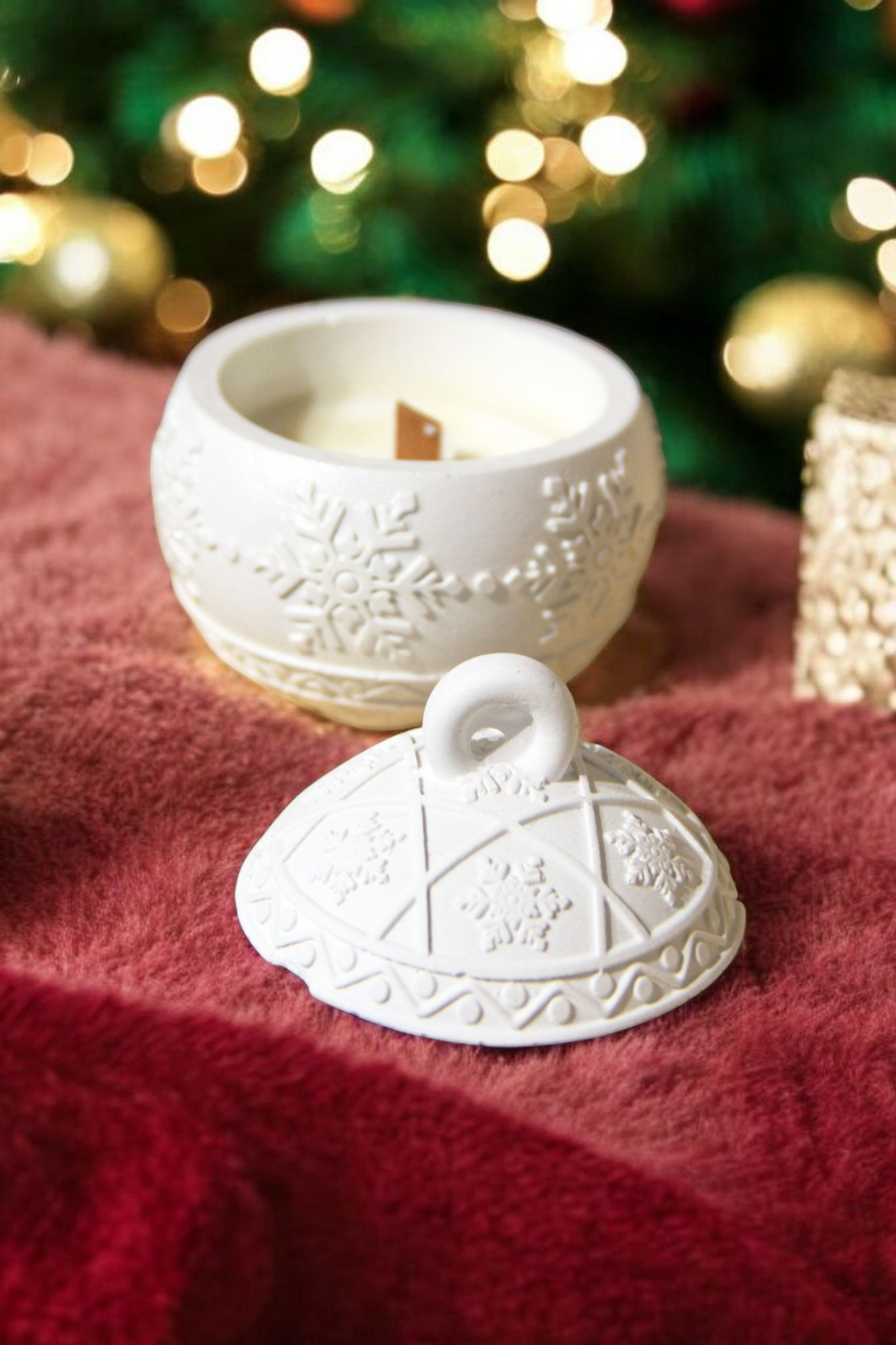 Christmas Ball Melomakarono Candle 40g | Handmade Soy Wax