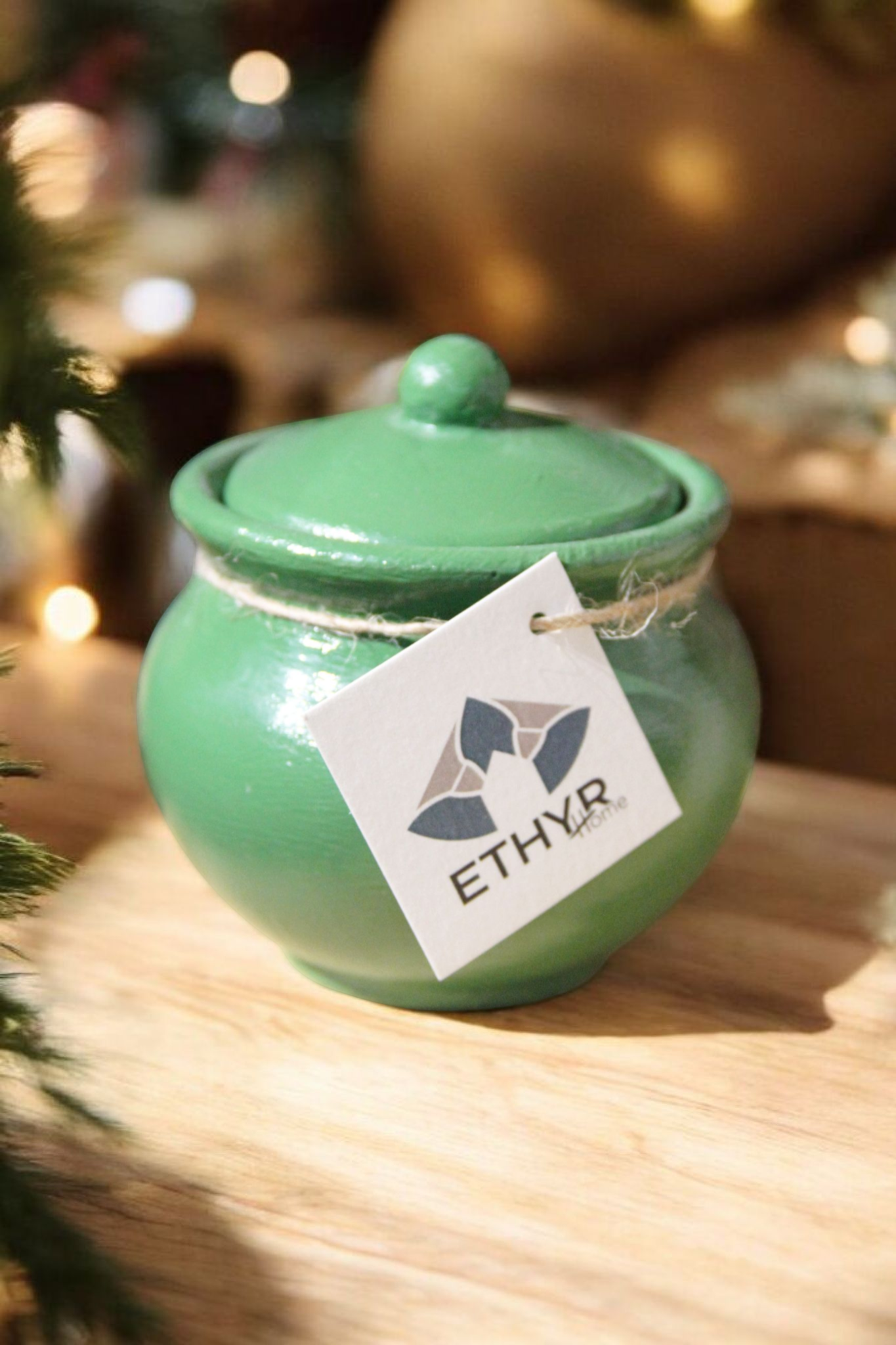 Christmas Kourabie Candle | Χειροποίητο Κερί Σόγιας σε Τσιμεντένιο Δοχείο