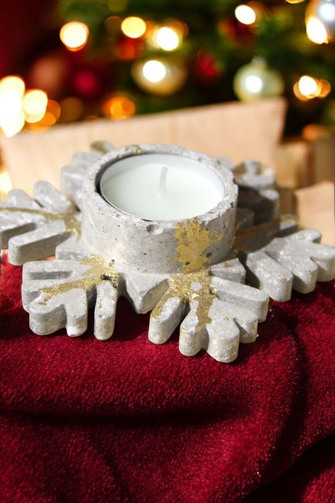 Βάση για Ρεσώ Χιονονιφάδα από Τσιμέντο – Γκρι με Χρυσά Φύλλα