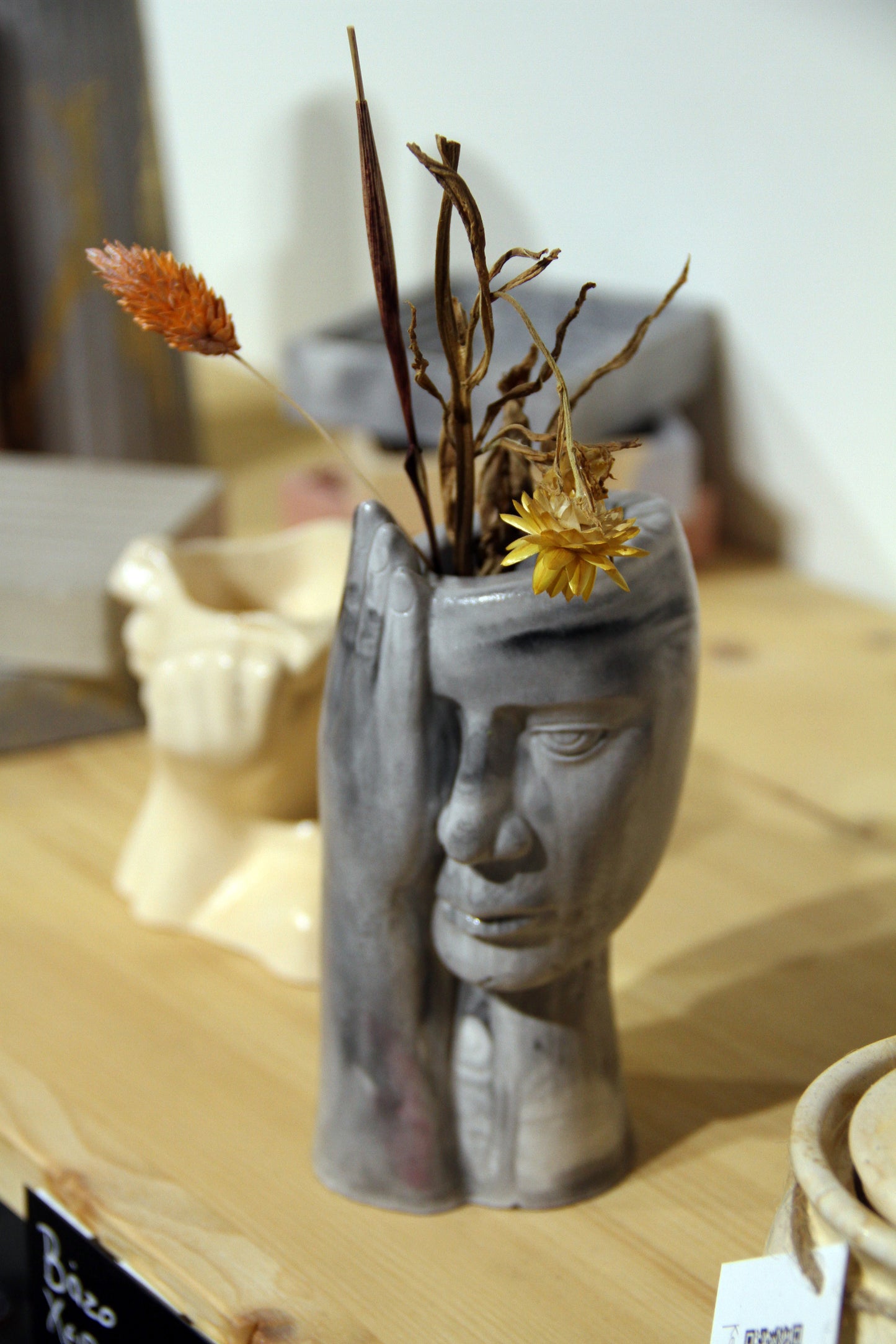 ΒΑΖΟ ΦΙΓΟΥΡΑ Gray Marble